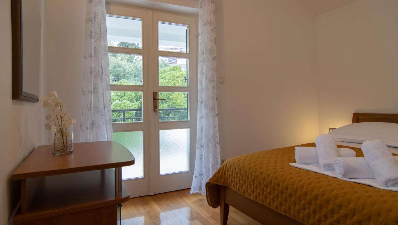 Mozart Apartments Baška Voda Exteriör bild