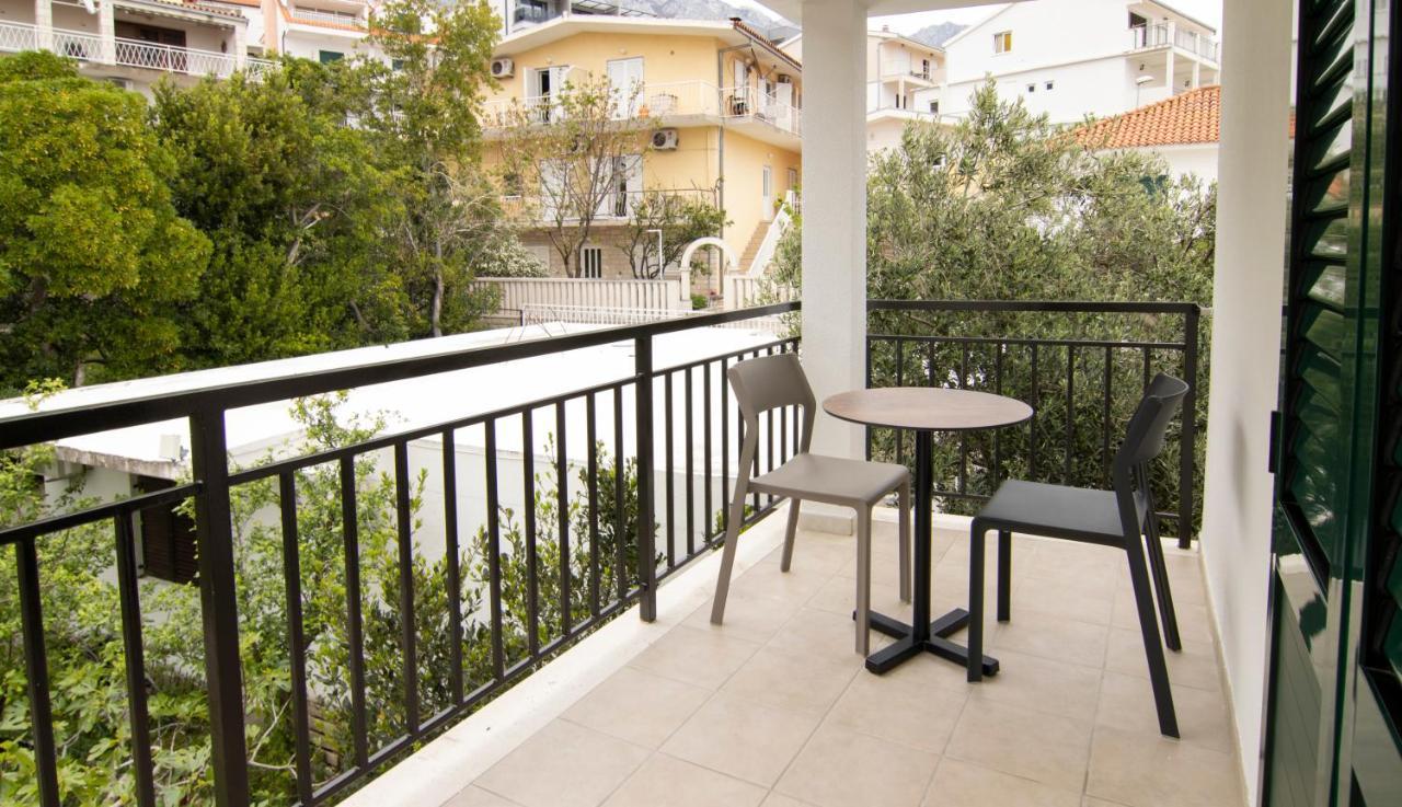 Mozart Apartments Baška Voda Exteriör bild