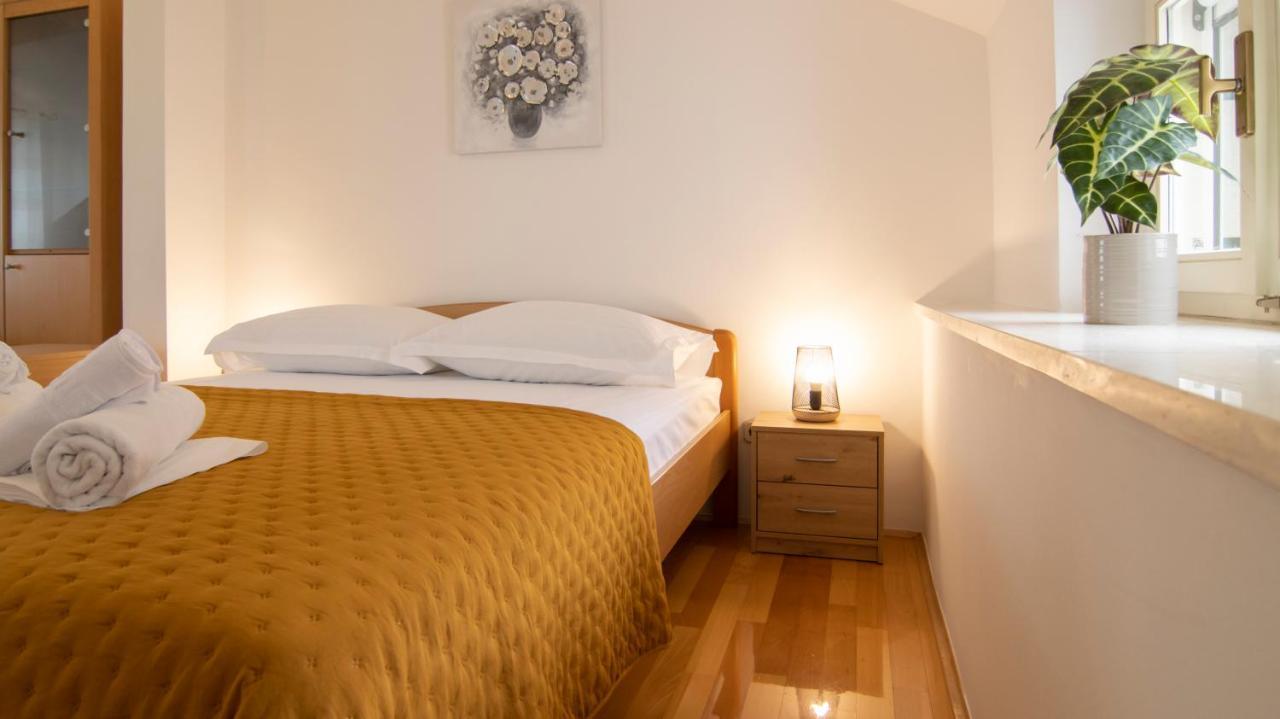 Mozart Apartments Baška Voda Exteriör bild